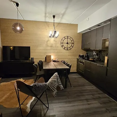 Apartment Lux Lapland Cranberry Center 61m2 Ski-in Ski-out 2 Bedr & 2 Bathr