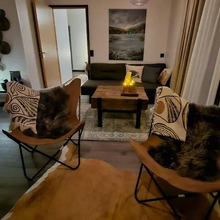 Lux Lapland Cranberry Center 61m2 Ski-in Ski-out 2 Bedr & 2 Bathr